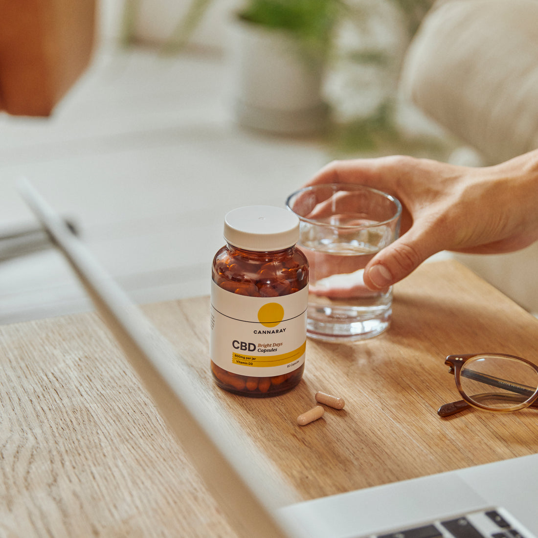 Cannaray Bright Days Capsules – served in a glass